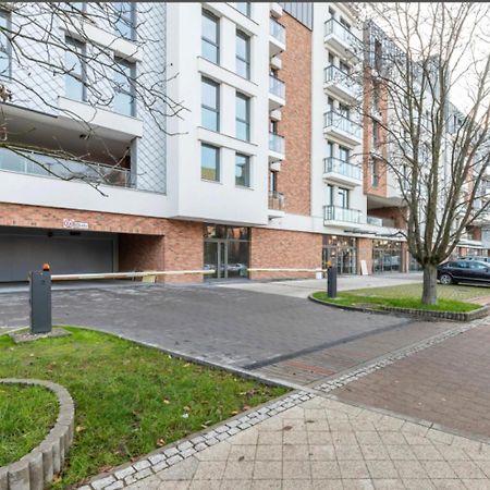Green Apartment Gdansk Z Garazem Eksteriør billede